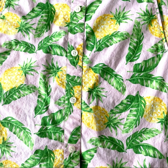 SOLD - Tommy Hilfiger Golf Pink and Green Pineapple and Palm Print Skort - Picture 2 of 8